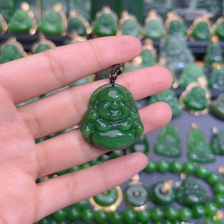 颈饰未镶嵌和田玉（碧玉）特价31m，介意勿拍！