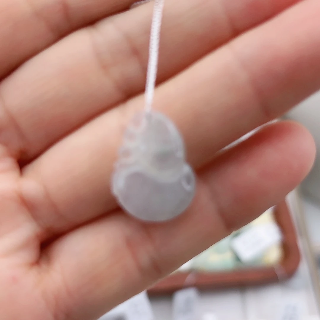 翡翠颈饰未镶嵌翡翠葫芦