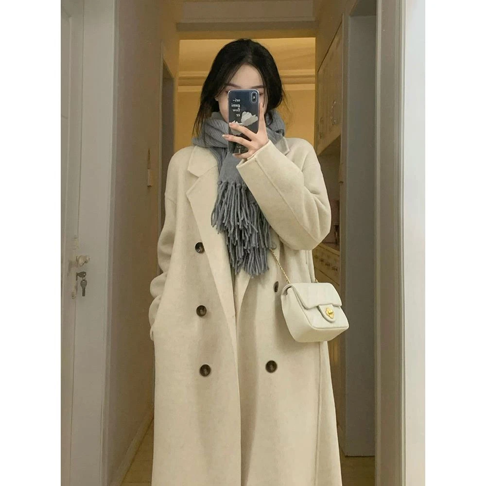 2025新款秋冬加厚高端赫本风格潮流外衣