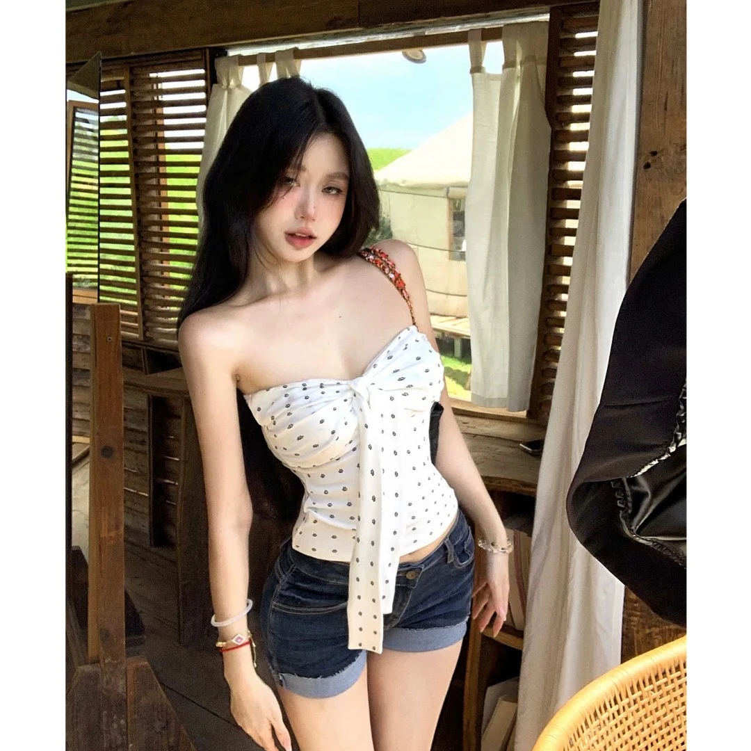 白色抹胸背心女夏季无袖紧身性感裹胸内搭纯欲风辣妹绝美上衣外穿