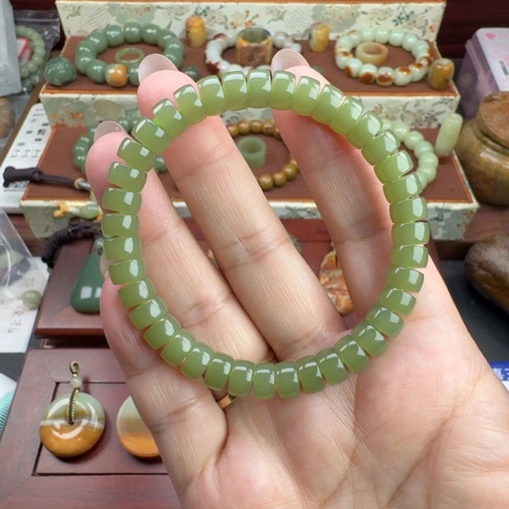 @***调未镶嵌手链岫岩老玉（透闪石质玉）