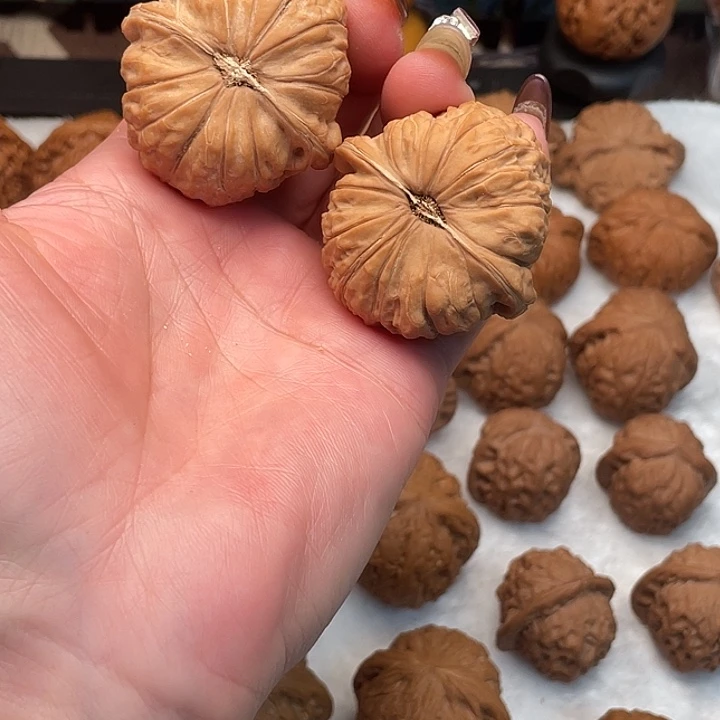 L***Y核桃手串/手链南瓜42