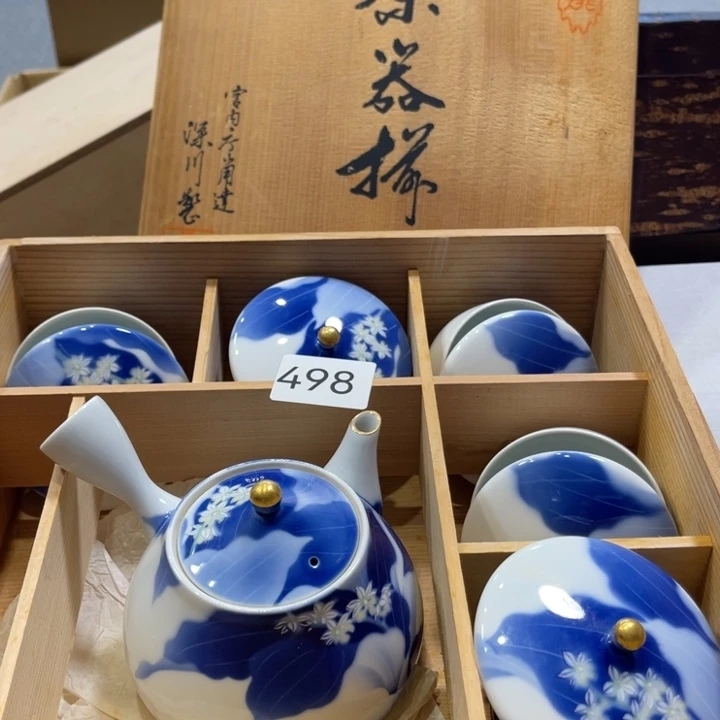 盖碗瓷器制作工艺精湛