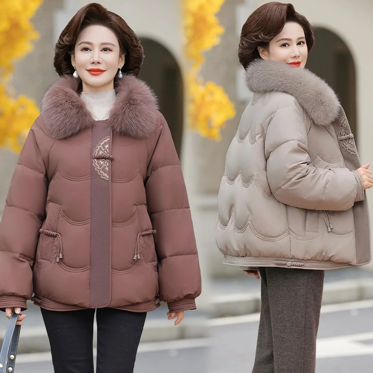 妈妈冬装中老年加绒加厚女装国风洋气保暖大码洋气时尚棉服外套。