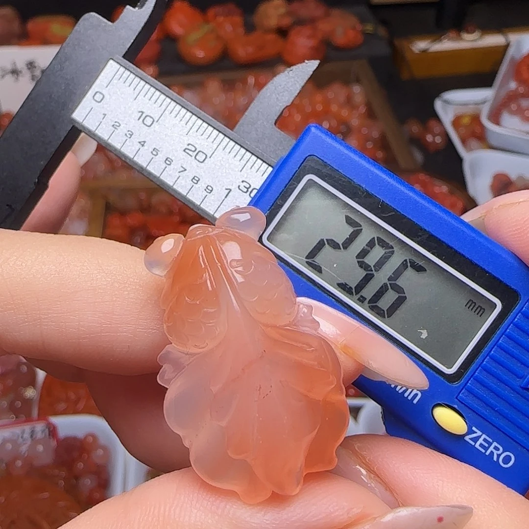 南红玛瑙未镶嵌颈饰