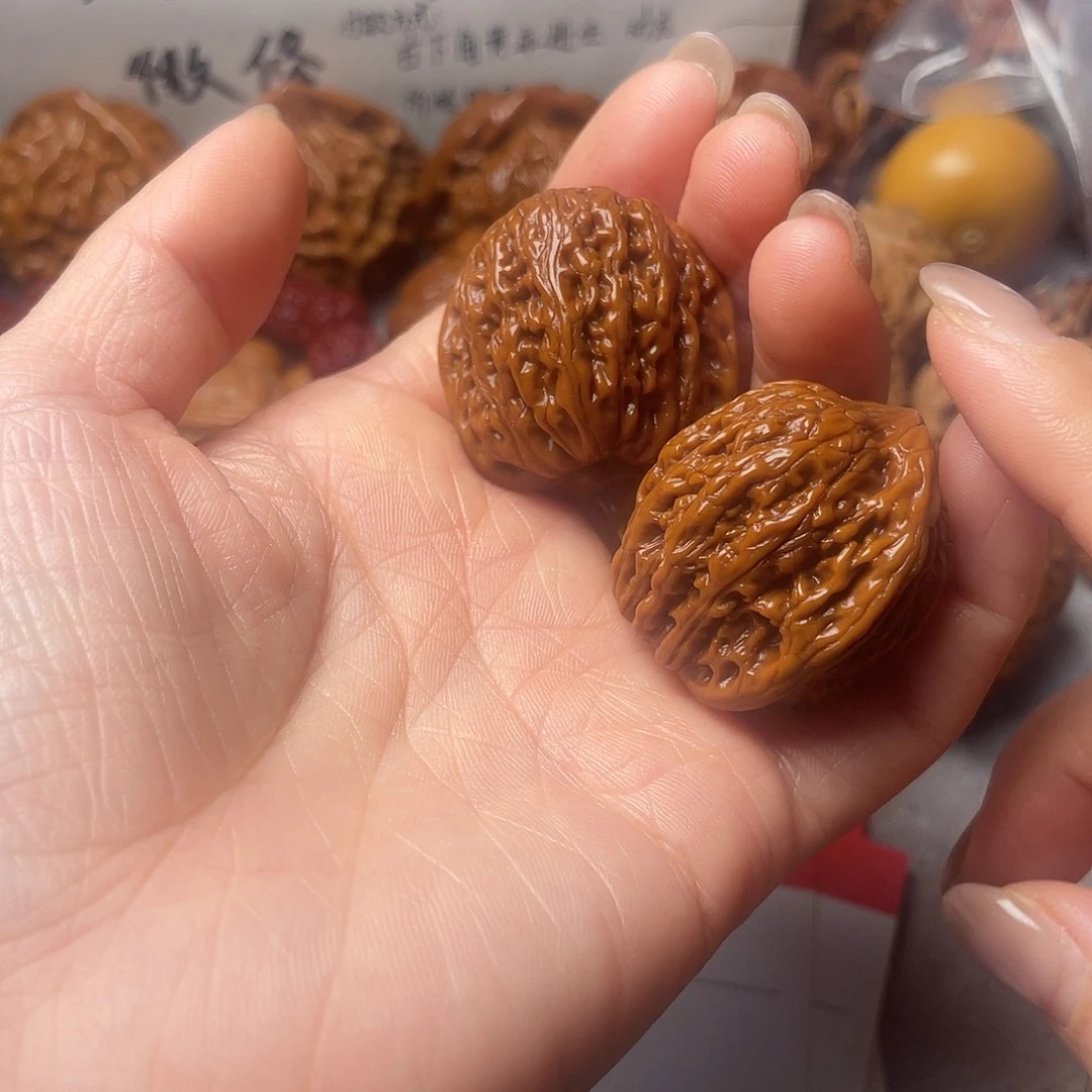 吊坠文玩核桃绣球