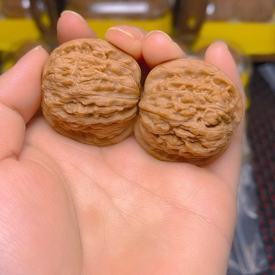 文玩核桃吊坠四座楼