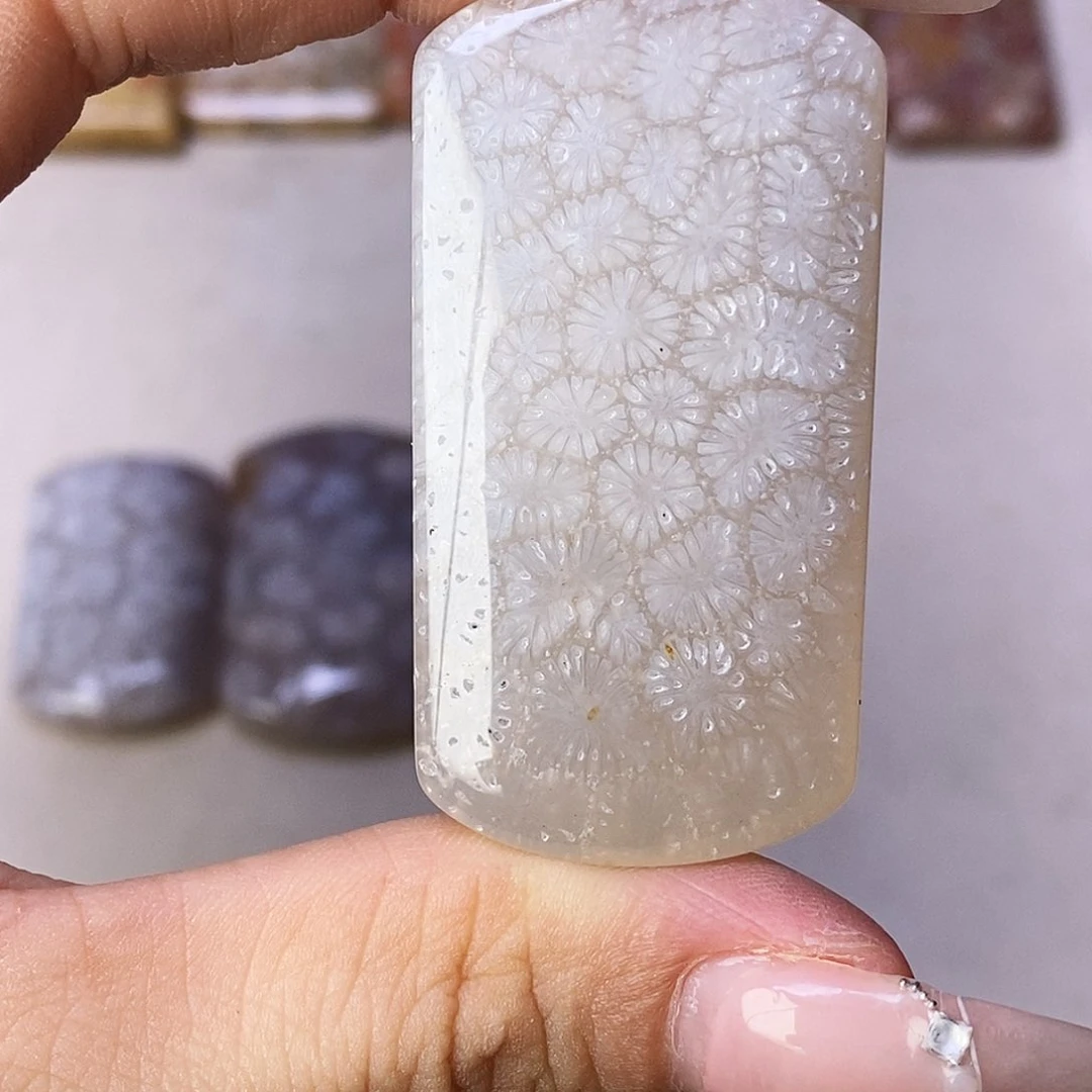 硅化玉颈饰合金Y****吊坠