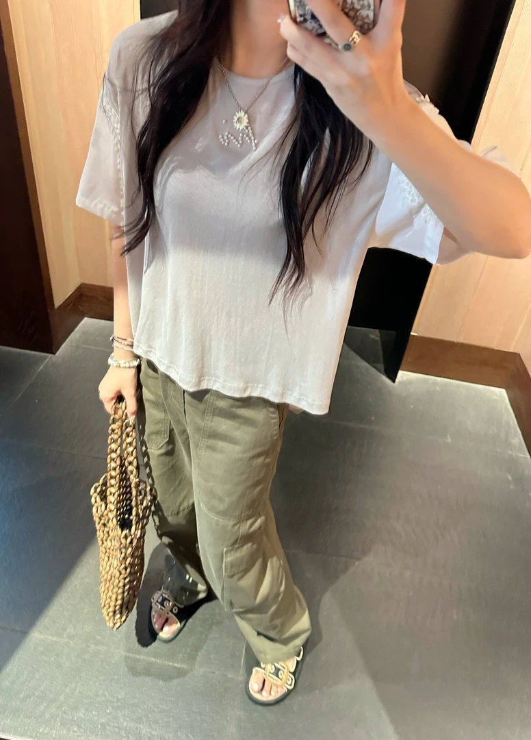 Hi TO Hi 设计师品牌 小众新款 灰拼白边上衣