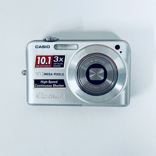 9新 Casio/卡西欧 z1050大福利款1010w像素人像闭眼入