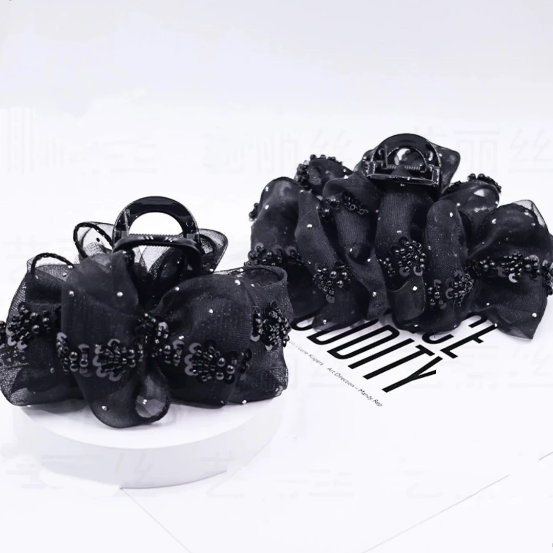 巴黎王妃[花团]2025新款法式珠珠轻奢优雅鲨鱼夹后脑勺盘发抓夹女