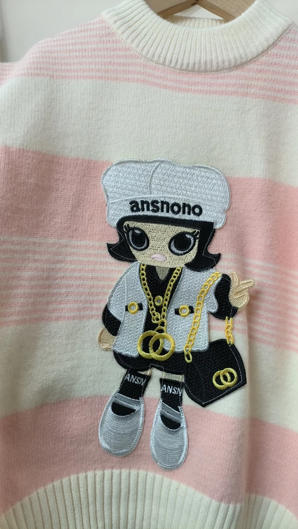 粉色小女孩加厚毛衣