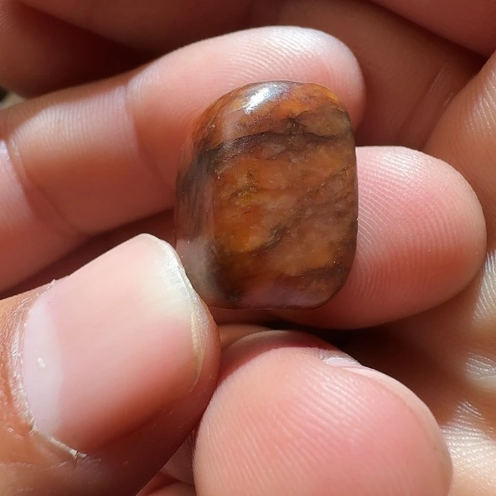 和田玉（糖玉）颈饰未镶嵌