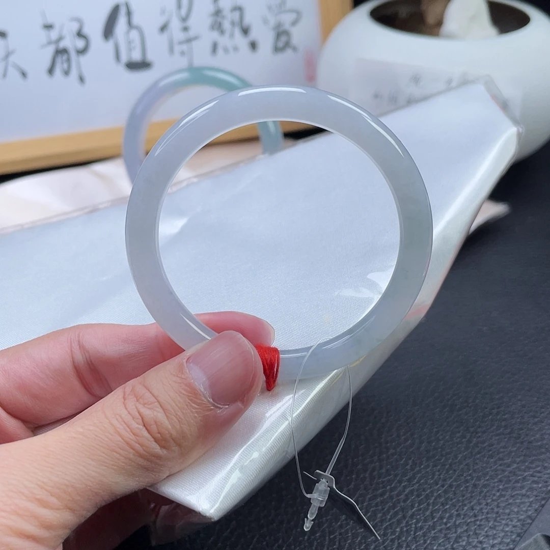 翡翠未镶嵌手镯53.8
