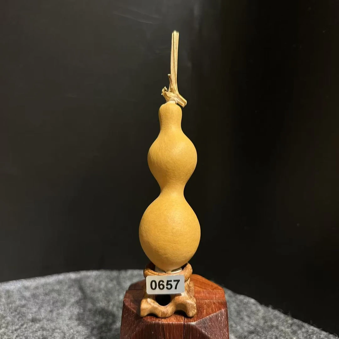 0657号拍品（葫芦）