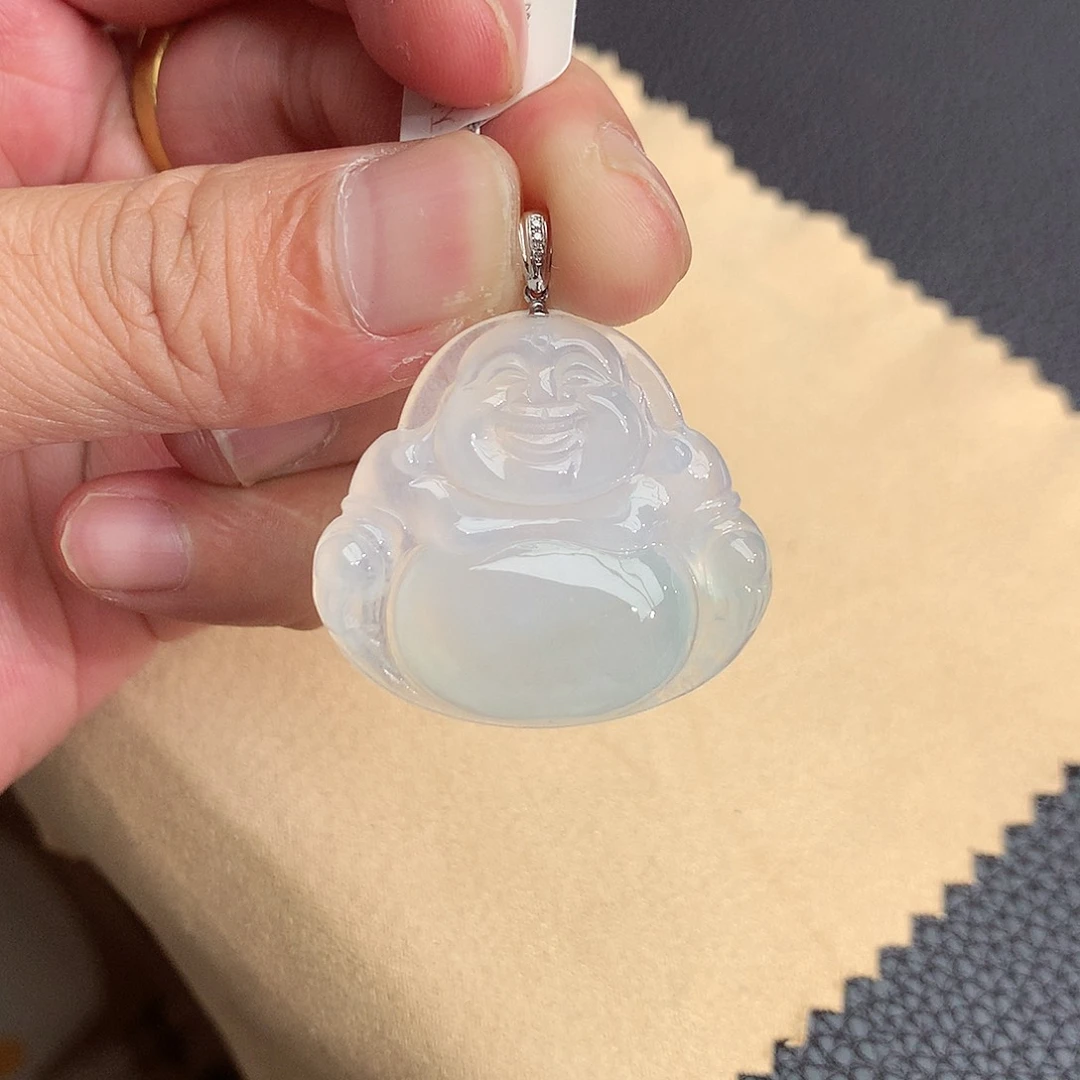 翡翠18K金镶嵌颈饰佛公