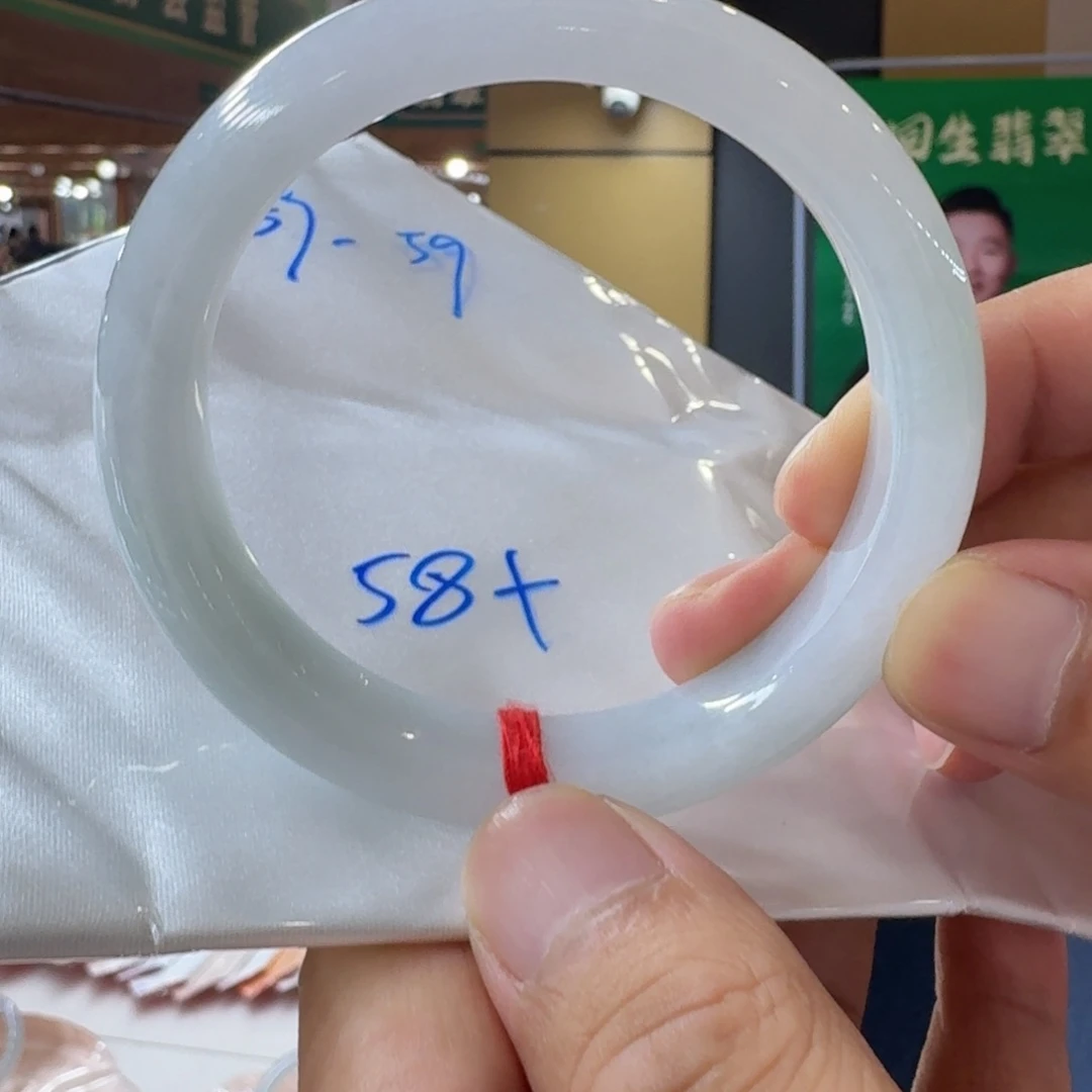 翡翠手镯未镶嵌纯天然缅甸翡翠A货