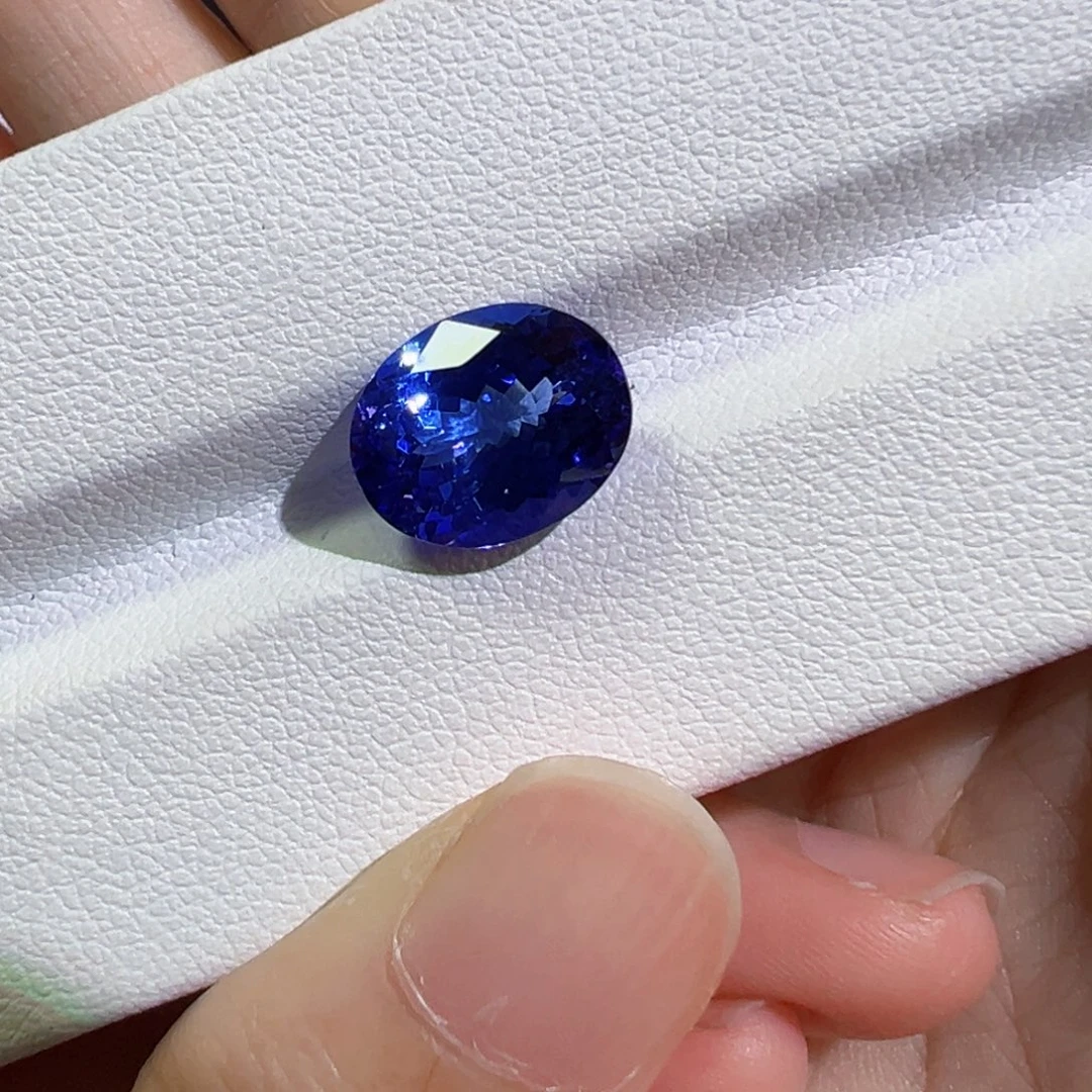 未镶嵌珠宝半成品坦桑石4.88ct4A