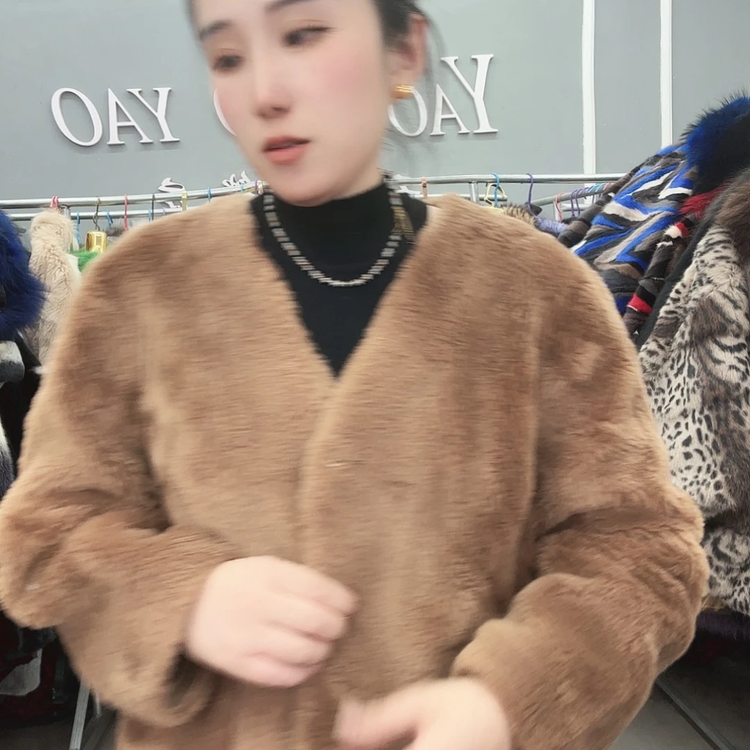 静****姚小妖家高端皮草