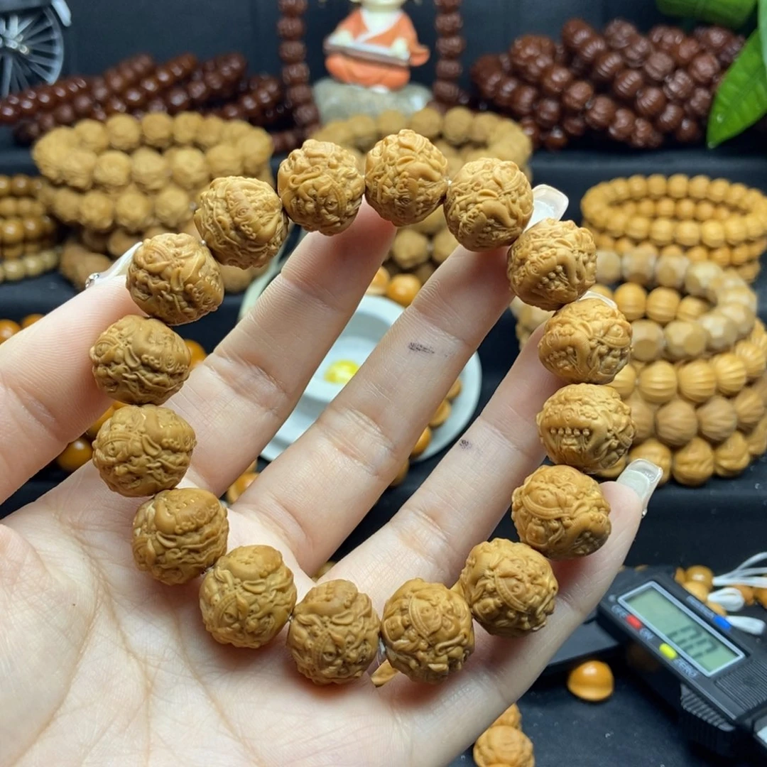 猴头核桃手串L**磊九面