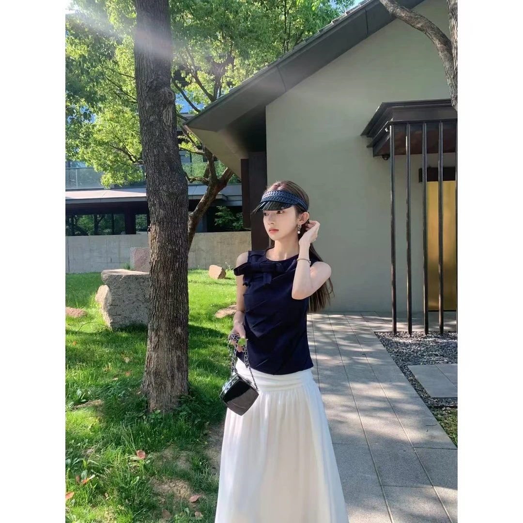 【盒子专享】燕尾泡影  圆领侧边蝴蝶结褶皱感无袖背心