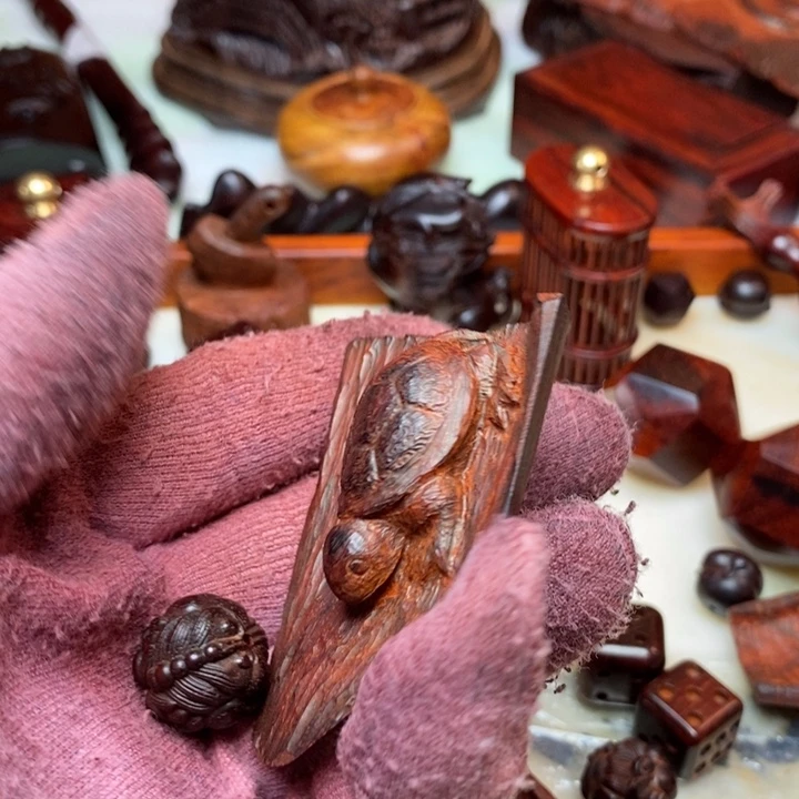 小***山檀香紫檀（小叶紫檀）