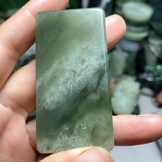 未镶嵌和田玉（糖玉）珠宝半成品