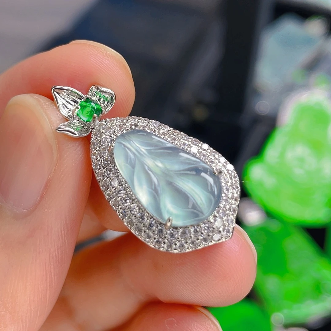 翡翠未镶嵌颈饰天然翡翠镶嵌饰品