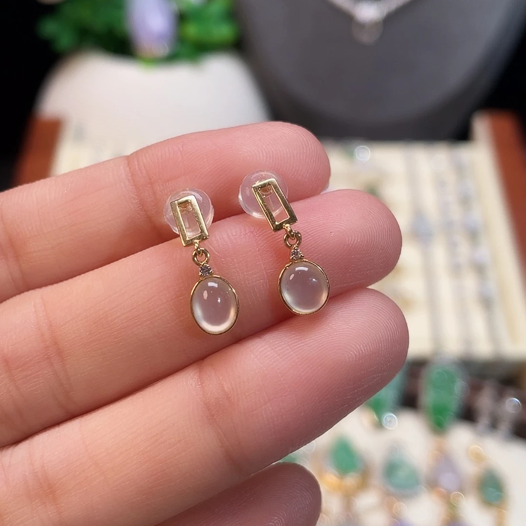 翡翠18K金镶嵌耳饰