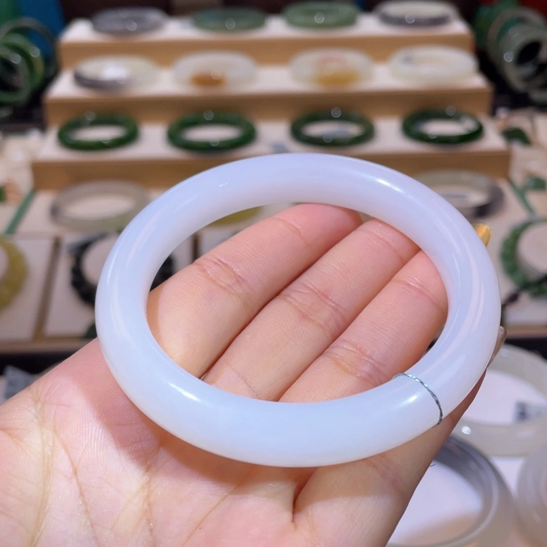 和田玉高品白玉手镯未镶嵌