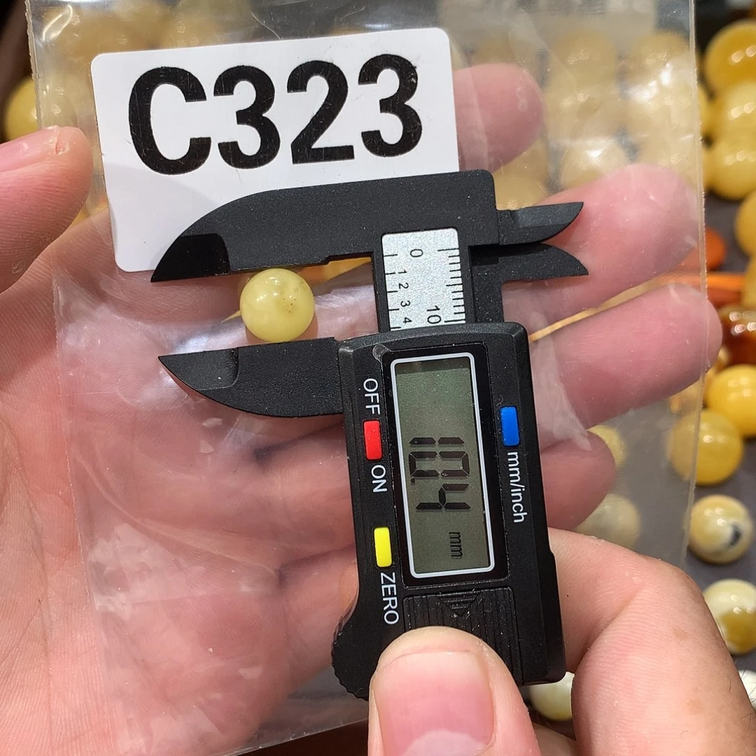 未镶嵌琥珀珠宝奇石