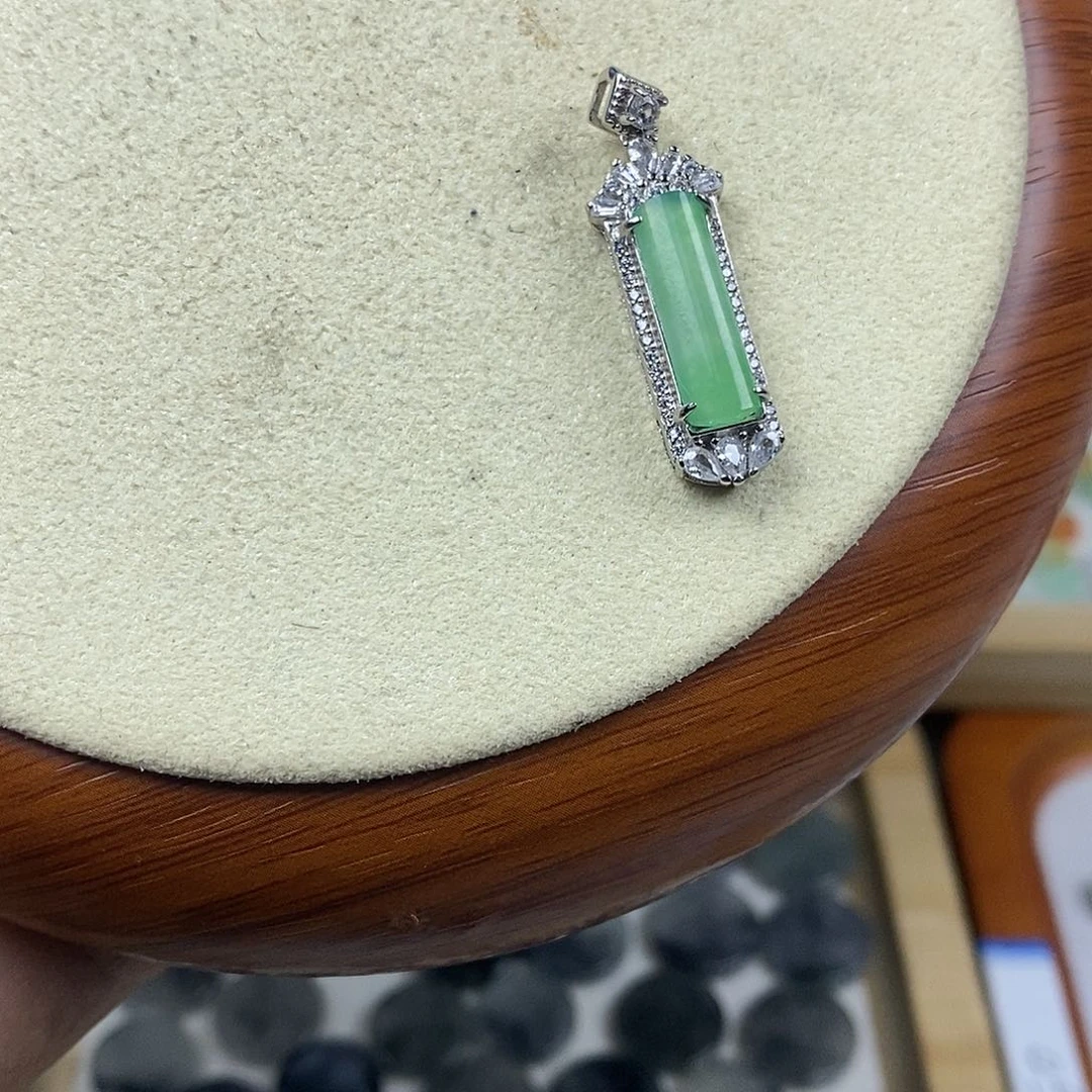 翡翠戒指未镶嵌镶嵌无事柱