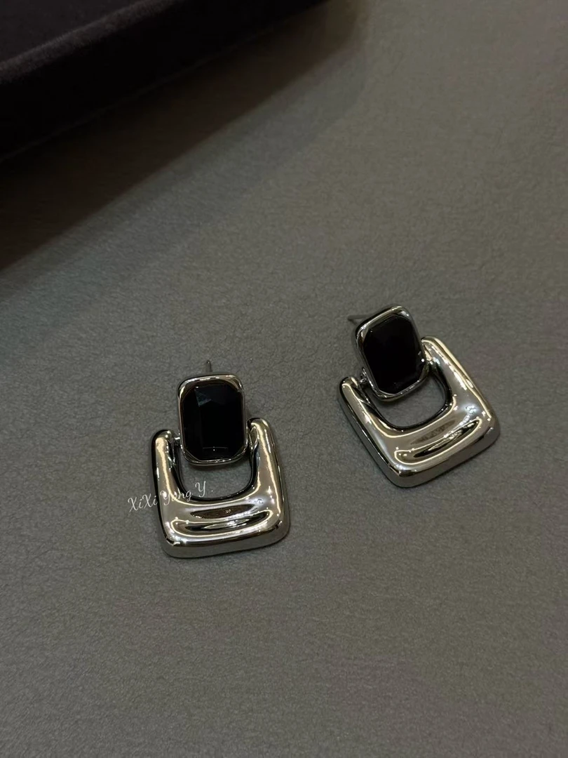 “心电感应”小众买手店设计师款耳环小众独特欧美耳圈