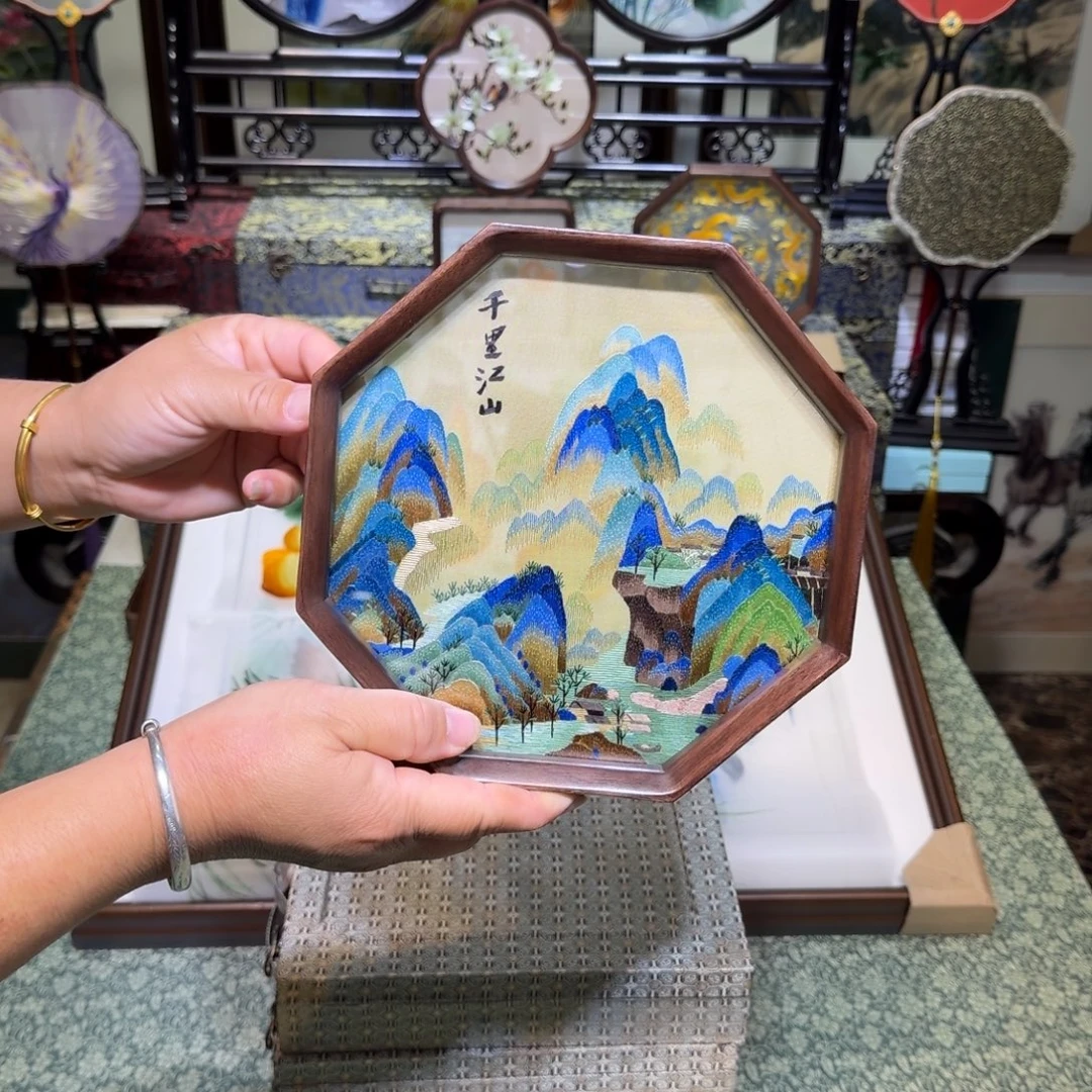 刺绣手工苏绣工艺制作技艺精湛