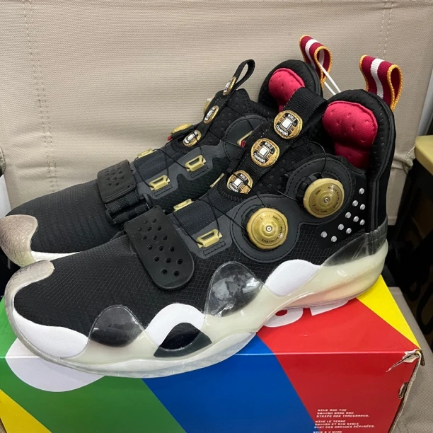 tx/47码原盒/韦德8退役之夜/全新未使用/ABEP001-3/篮球鞋