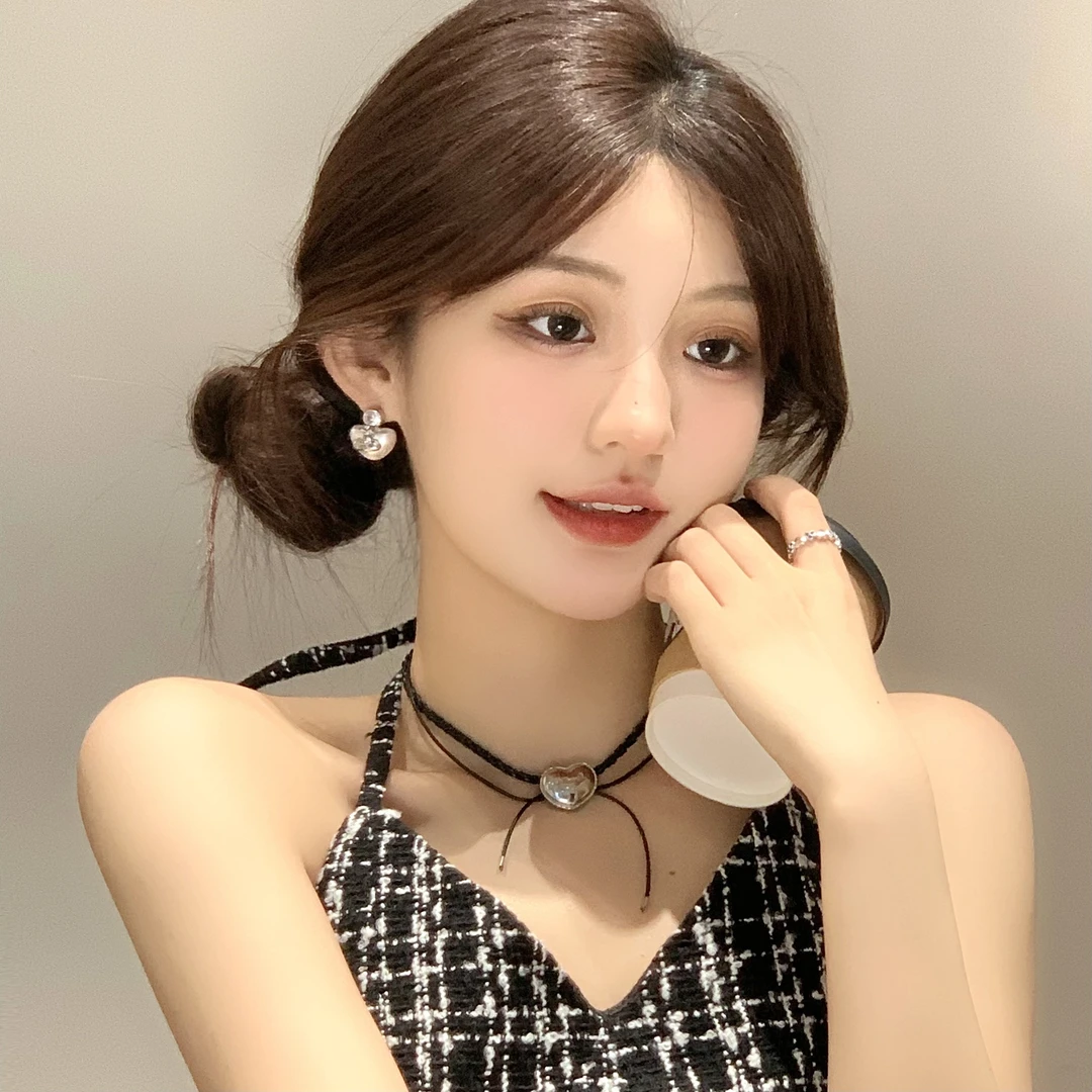 FULL GIRLISH耳环00092韩系白色爱心耳钉耳饰