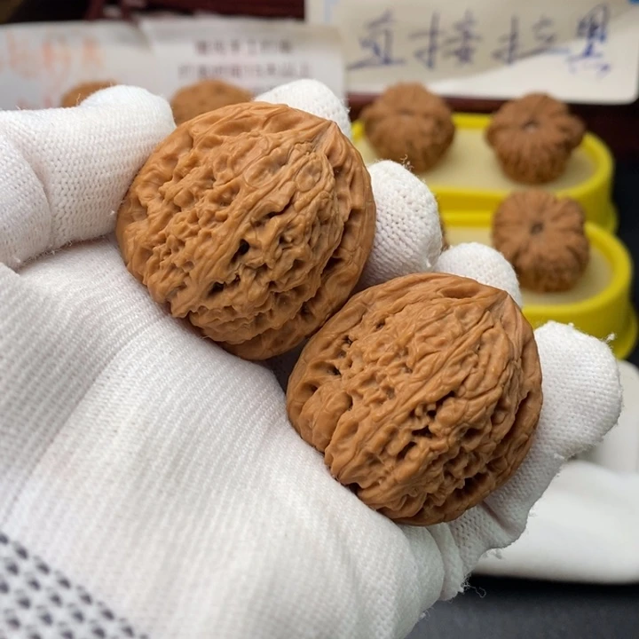 文玩核桃吊坠窝头拉丝炮37尺0357