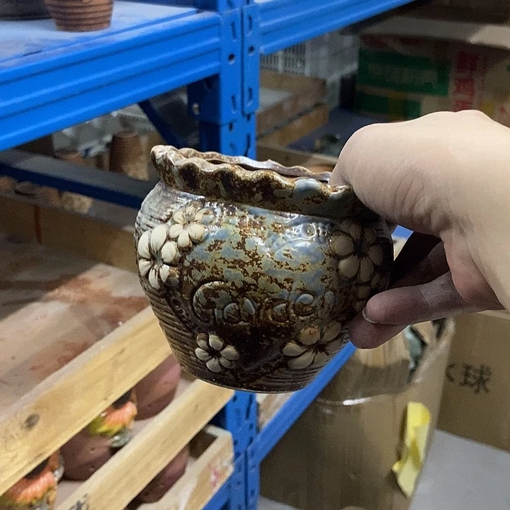 花盆单场满9.9发货11*9无孔