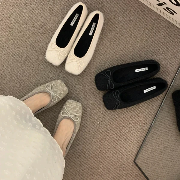 法式丝绒平底温柔奶奶鞋女秋冬仙女风平底配裙蝴蝶结绒面豆豆单鞋