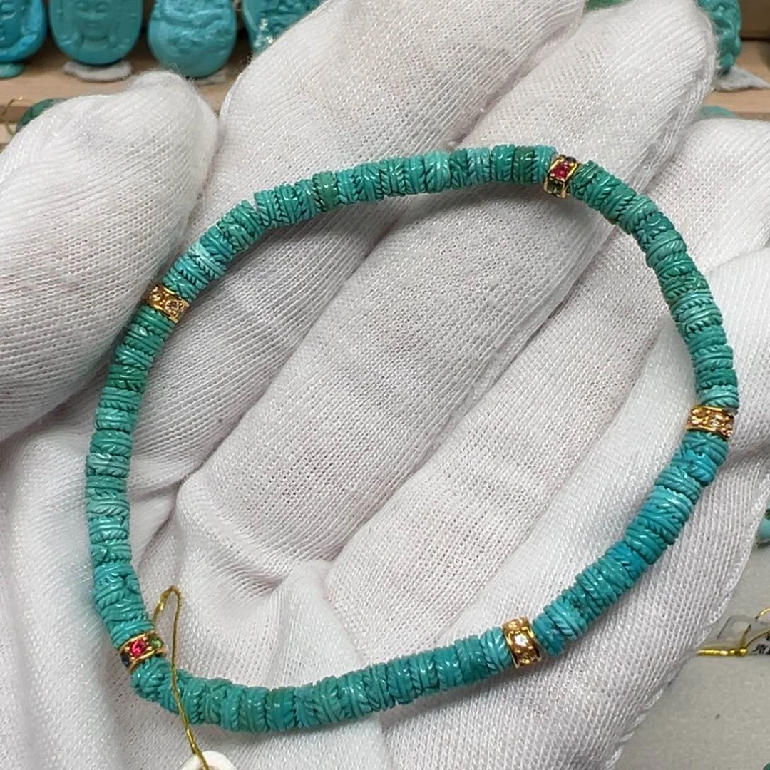 绿松石配饰未镶嵌