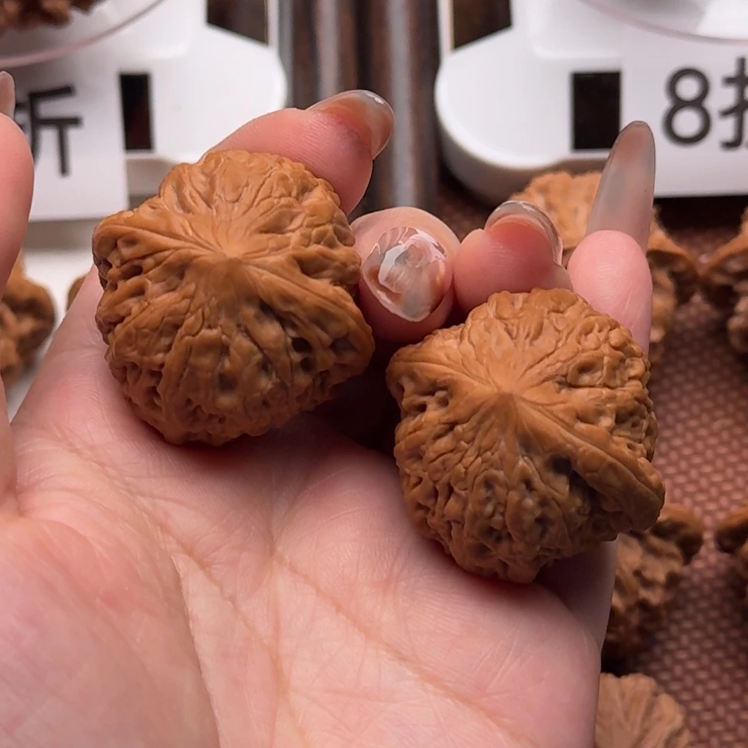 文玩核桃吊坠35+铁锤