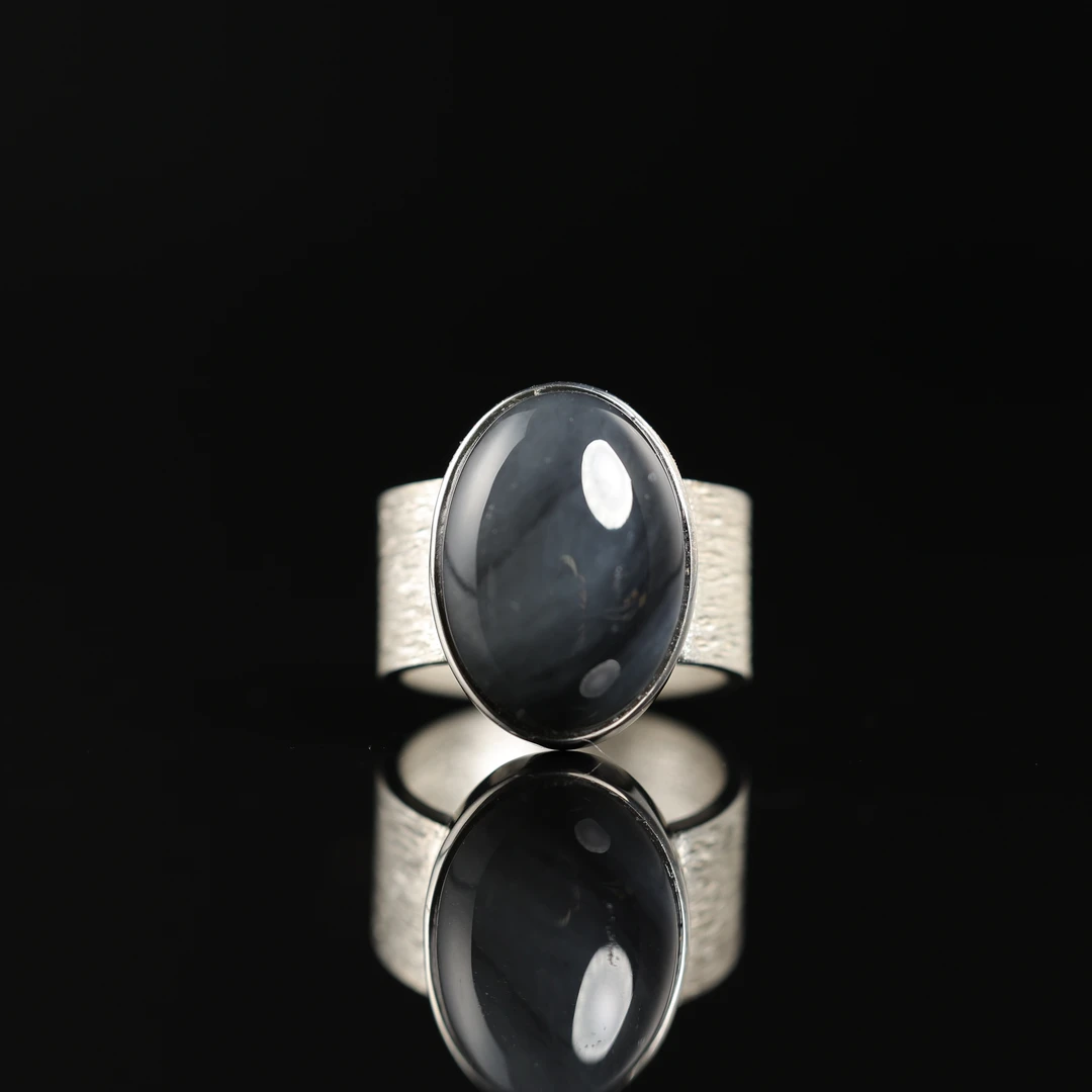 本真 | 博鸿 | 严选精品和田玉高色青花大蛋面拉丝银饰戒指