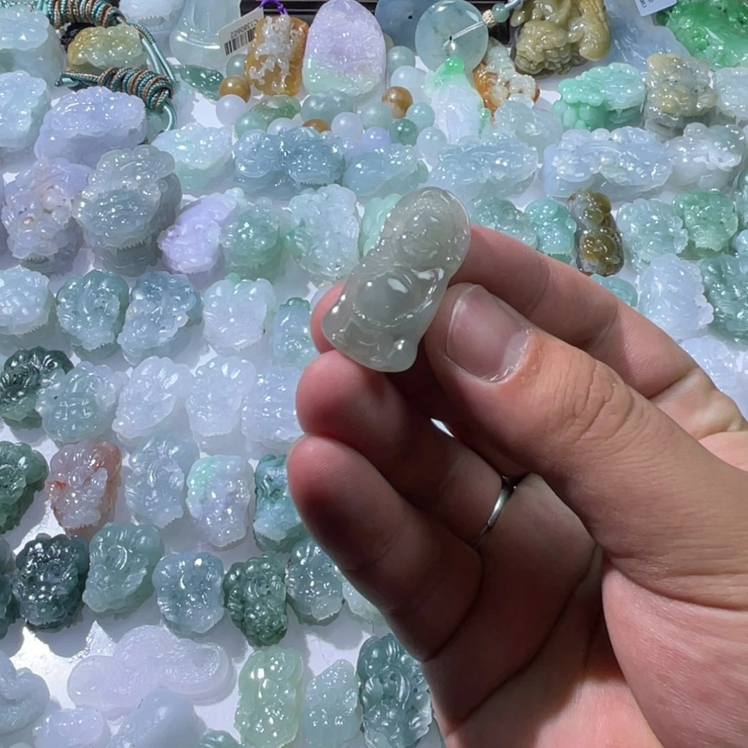 翡翠未镶嵌颈饰天然