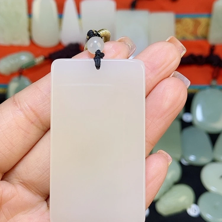 【闪购商品】颈饰未镶嵌和田玉