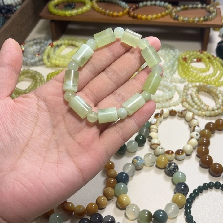 蛇纹石玉未镶嵌手链