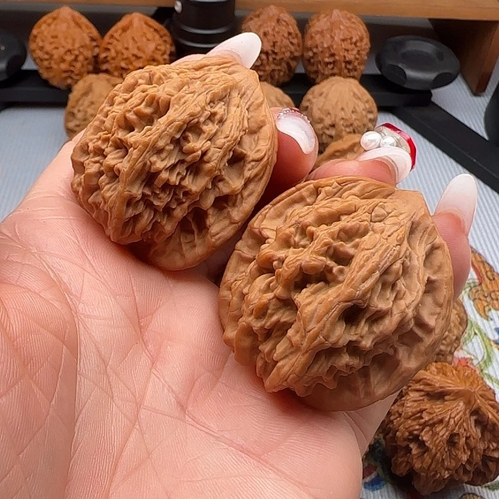 用***户把件文玩核桃原装虎头