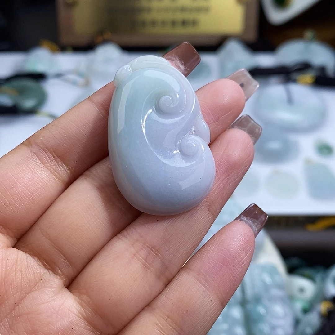 翡翠未镶嵌颈饰7532