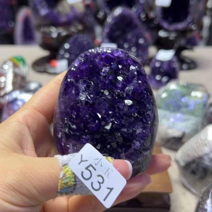 水晶未镶嵌大型摆件（非配饰）