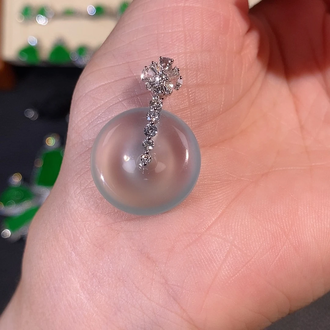 翡翠18K金镶嵌吊坠(不含链)