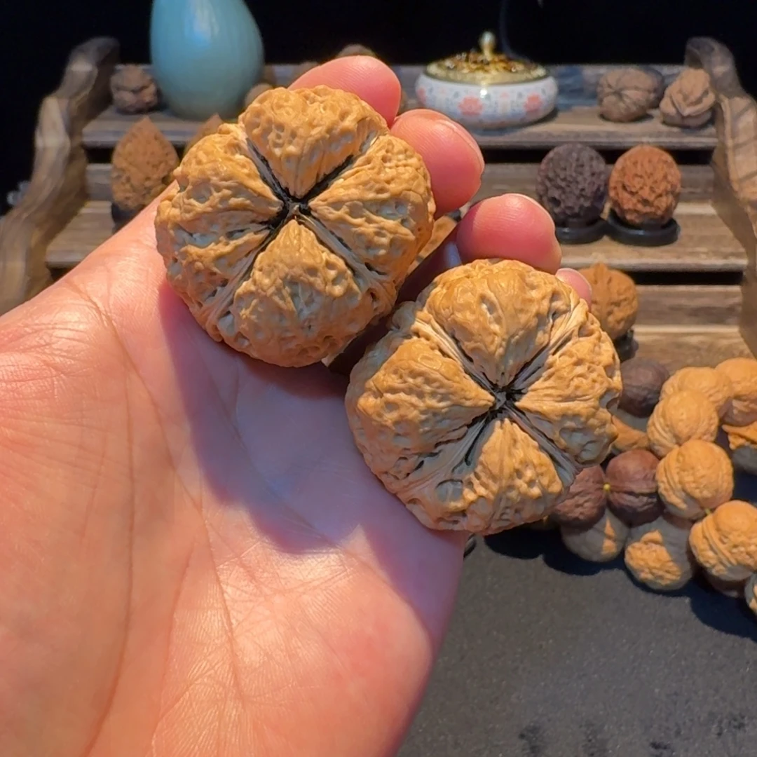 不***羁文玩核桃把件云南铁核桃a42